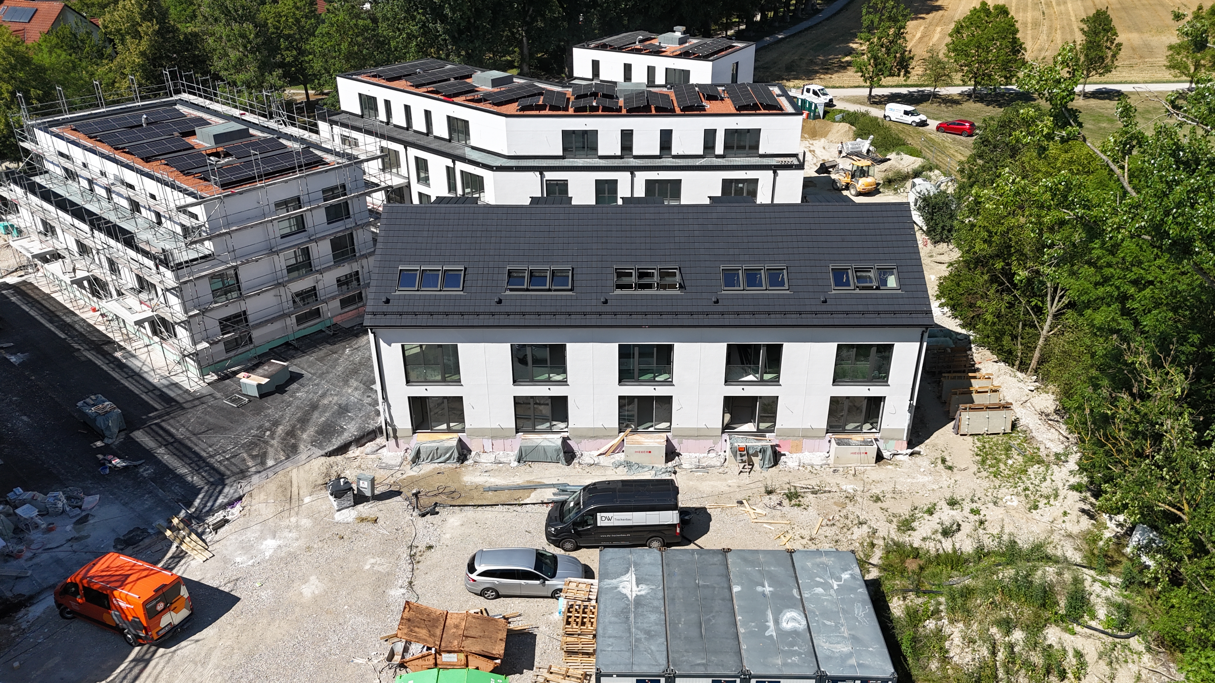 Drohnenbild Reihenhäuser - Baustelle