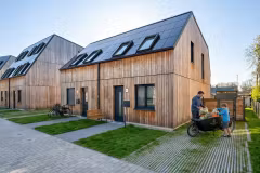 5240658-6KLoxLCbwcV8JYMY8ucdbFzv-AVORA_Doppelhaushalfte_Familien_Nest