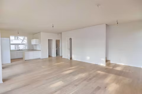 1737595-vNzjEpNUkLpvTjHv3HbUMfgY-Wohnzimmer20mit20offener20Wohnkuche