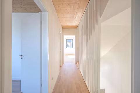 5236744-S7aZ14d8q1LkTjYMdESAwi24-Hauskauf_Berlin_Pankow__Flur_0807-5