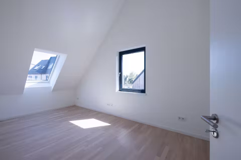 5240658-vLucQizvNGfJQ8FUJZd3yNDJ-Haus-Kaufen_Berlin_Pankow_Dachzimmer_tgd5203-1