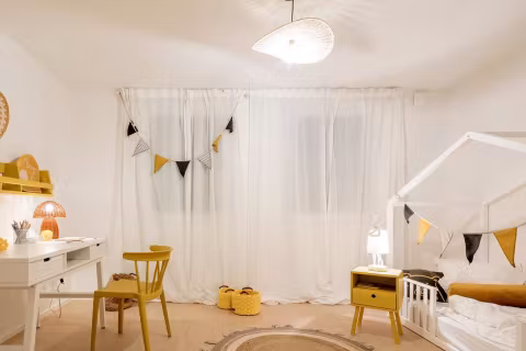 5304575-p52a72aZmAFBruQkfYjVmVmt-08_Kinderzimmer-Musterhaus-6