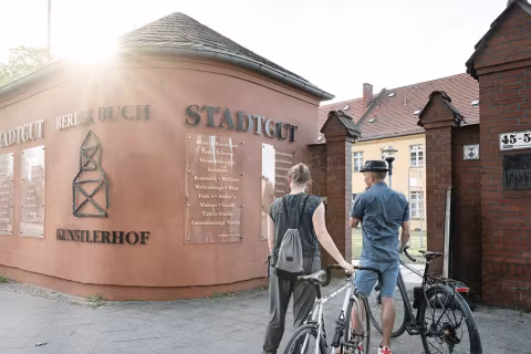 Das-Stadtgut-Berlin-Buch-mit-reizvollem-Ambiente-liegt-nur-2-km-entfernt_NBK