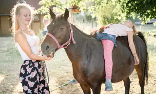 bonava-machern-tresenwaldbogen-umgebun-reiten-kind_1600x960