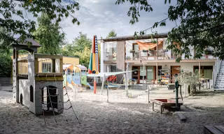 foto-spielplatz-bottrop_1600x960