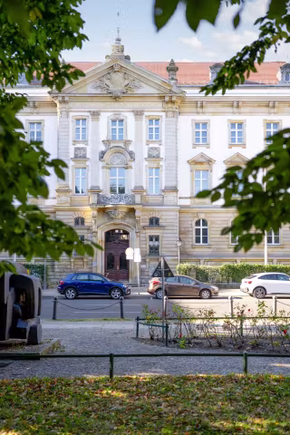 und schräg rüber das Amtsgericht_1