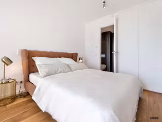 027e81b2-ac5d-4d35-8e17-b635b06b4294