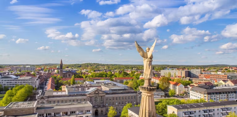 Willkommen-in-der-Landeshauptstadt-Potsdam-e1765643825613